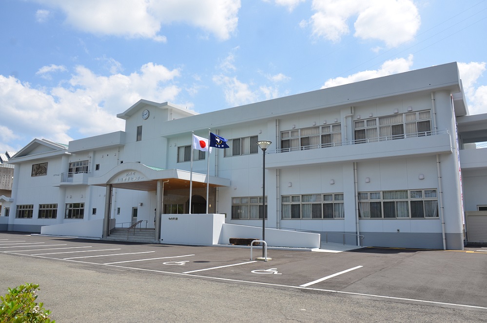 龍郷町 生涯学習センター りゅうがく館の外観写真